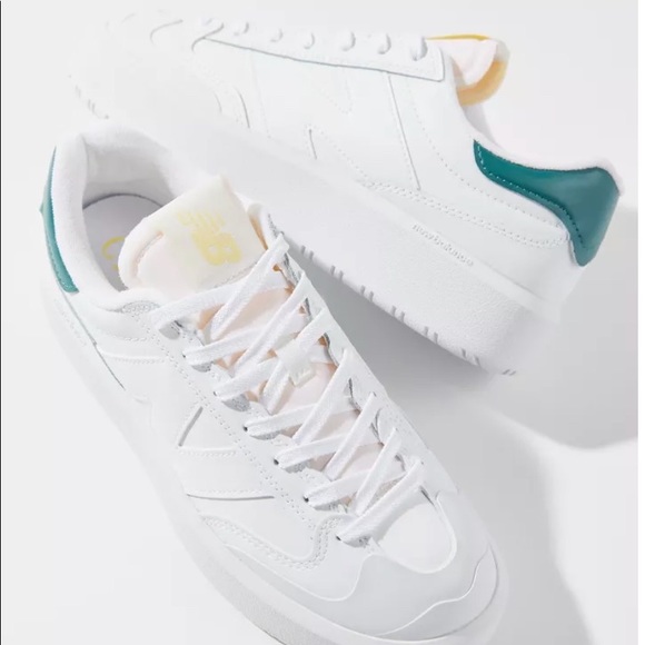 New Balance Shoes - Sneakers